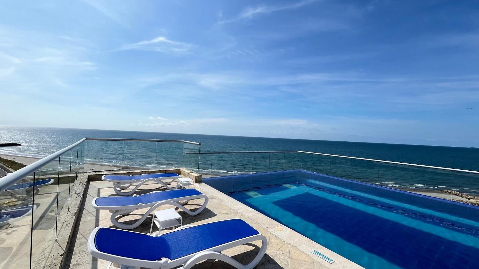 Ocean Drive Apto Con Piscina Infinity