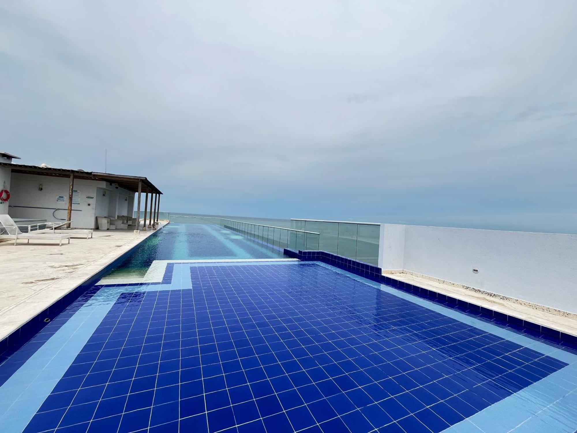Ocean Drive Apto Con Piscina Infinity Cartagena